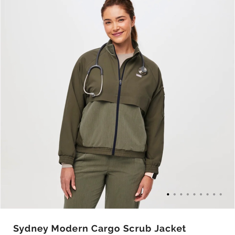 FIGS Scrub Jacket - Heather Olive